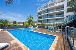 'Cote D Azur' luxury in the heart on Nelson Bay!